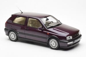 Volkswagen Golf Mk3 VR6 Syncro Dunkel Violett Perleffekt Otto 1:18 OT1052 Resin – Bild 4 von 6