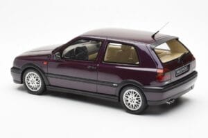 Volkswagen Golf Mk3 VR6 Syncro Dunkel Violett Perleffekt Otto 1:18 OT1052 Resin – Bild 5 von 6