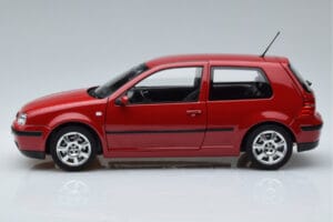 Volkswagen Golf Mk4 Rot Norev 1:18 188573 Metall – Bild 4 von 7