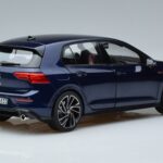Volkswagen Golf GTI Mk8 Blau Norev 1:18 188594 Metall - image 3 of 7