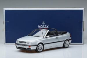 Volkswagen Golf Mk3 Cabriolet Silber Norev 1:18 188468 Metall – Bild 6 von 6