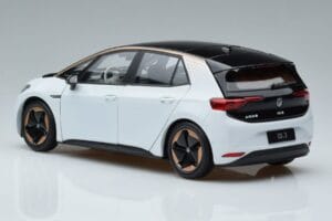 Volkswagen ID.3 Weiss FAW 1:18 ZVN000001WEI Metall – Bild 6 von 7