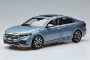 Volkswagen Passat B8 Blau FAW 1:18 ZVF000003A Metall