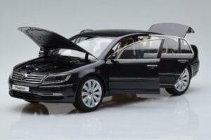 Volkswagen Phaeton V6 Mazeppa Grau Kyosho 1:18 08831MBK Metall – Bild 2 von 9
