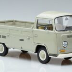 Volkswagen T2a Pickup 50. Jubiläumsedition Schuco 1:18 450019800 Metall - image 5 of 7