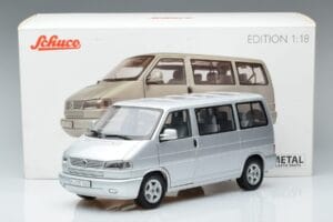 Volkswagen T4b Transporter Caravelle Minibus Schuco 1:18 450041500 Metall – Bild 8 von 8