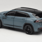 Volkswagen Teramont X Grau FAW 1:18 ZVB000003B Metall - image 7 of 8