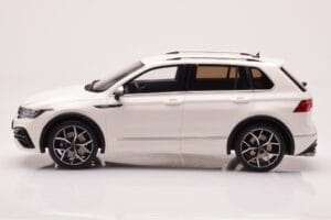 Volkswagen Tiguan R Weiss Otto 1:18 OT1001 Resin – Bild 3 von 6