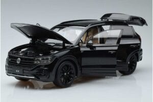 Volkswagen Touareg CR Schwarz FAW 1:18 LTC761021BLA Metall – Bild 2 von 7