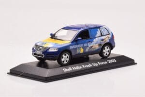 Volkswagen Touareg 7L Shell Helix Fresh Up Force Minichamps 1:43 VOLKSWAGEN-264066 Metall – Bild 2 von 4