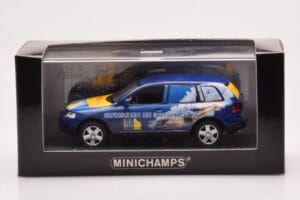 Volkswagen Touareg 7L Shell Helix Fresh Up Force Minichamps 1:43 VOLKSWAGEN-264066 Metall – Bild 4 von 4