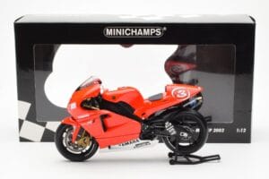 Yamaha YZR-M1 Marlboro Yamaha Team #3 M. Biaggi MotoGP 2002 Minichamps 1:12 122026303 Metall – Bild 4 von 4