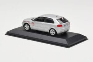 Audi A3 8P Silber Prototyp Minichamps 1:43 5010503013 Metall – Bild 3 von 4
