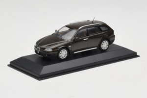 Alfa Romeo 159 Brooklands Green Minichamps 1:43 400120411 Metall – Bild 2 von 4