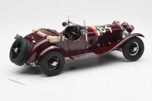 Alfa Romeo 1750 GS Spider #84 T. Nuvolari / B. Guidotti Mille Miglia Winner 1930 CMC 1:18 M-141 Metall – Bild 2 von 6