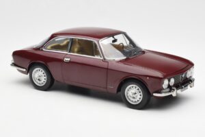 Alfa Romeo 2000 GTV Kastanienrot Norev 1:18 187916 Metall – Bild 6 von 8