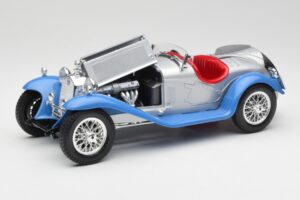Alfa Romeo 2300 Spider Silberblau Bburago 1:18 3008 Metall – Bild 2 von 8