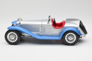 Alfa Romeo 2300 Spider Silberblau Bburago 1:18 3008 Metall – Bild 4 von 8