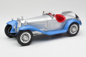 Alfa Romeo 2300 Spider Silberblau Bburago 1:18 3008 Metall
