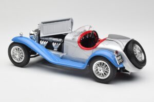 Alfa Romeo 2300 Spider Silberblau Bburago 1:18 3008 Metall – Bild 5 von 8