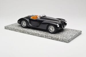 Alfa Romeo 6C 2500 SS Corsa Spider Schwarz Minichamps 1:18 107120231 Metall – Bild 4 von 6