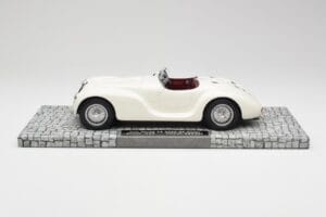 Alfa Romeo 6C 2500 SS Corsa Spider Weiss Minichamps 1:18 107120232 Resin – Bild 3 von 6