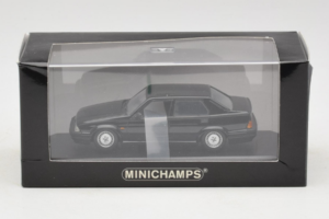 Alfa Romeo 75 3.0 V6 Schwarz Minichamps 1:43 403120463 Metall – Bild 4 von 4