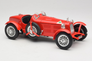 Alfa Romeo 8C 2300 Monza Rot Bburago 1:18 3014 Metall – Bild 4 von 6