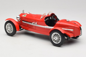 Alfa Romeo 8C 2300 Monza Rot Bburago 1:18 3014 Metall – Bild 5 von 6