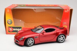 Alfa Romeo 8C Competizione Rot Bburago 1:18 18-11021 Metall – Bild 8 von 8