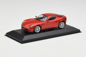 Alfa Romeo 8C Competizione Alfa Rot Minichamps 1:43 403120523 Metall – Bild 2 von 4