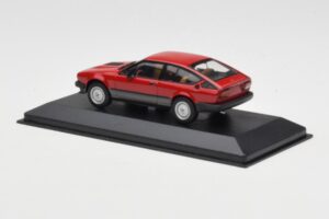 Alfa Romeo Alfetta GTV6 Rot Minichamps 1:43 400120140 Metall – Bild 3 von 4
