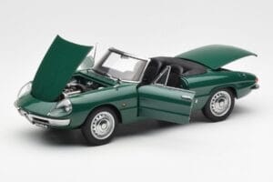 Alfa Romeo Duetto Spider Grün AUTOart 1:18 70138 Metall – Bild 2 von 8
