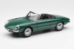 Alfa Romeo Duetto Spider Grün AUTOart 1:18 70138 Metall