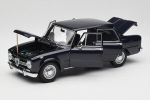 Alfa Romeo Giulia 1300 Blau Minichamps 1:18 180120905 Metall – Bild 2 von 8