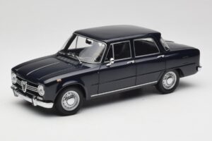 Alfa Romeo Giulia 1300 Blau Minichamps 1:18 180120905 Metall