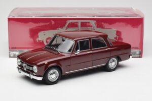 Alfa Romeo Giulia 1300 Dunkelrot Minichamps 1:18 180120906 Metall – Bild 8 von 8