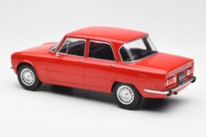 Alfa Romeo Giulia Nuova Super Rot MCG 1:18 MCG18145 Metall – Bild 5 von 6