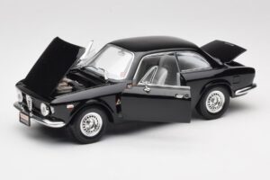 Alfa Romeo Giulia Sprint GTA Schwarz Road Signature 1:18 92348 Metall – Bild 2 von 8