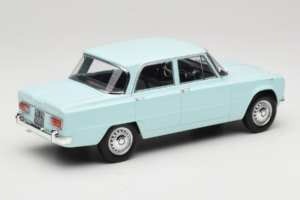 Alfa Romeo Giulia TI 105 Sky Blue Norev 1:18 187974 Metall – Bild 3 von 7