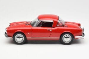Alfa Romeo Giulietta 1300 Spider Rot AUTOart 1:18 70157 Metall – Bild 4 von 8
