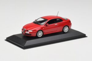Alfa Romeo GT Alfa Rot Minichamps 1:43 400120321 Metall – Bild 2 von 4