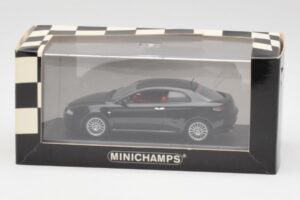 Alfa Romeo GT Schwarz Minichamps 1:43 400120320 Metall – Bild 4 von 4