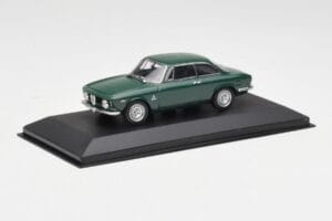 Alfa Romeo Giulia GTA 1300 Junior Grün Minichamps 1:43 ALFA010 Metall – Bild 2 von 4