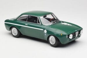 Alfa Romeo GTA 1300 Junior Grün Minichamps 1:18 155120022 Metall – Bild 4 von 6