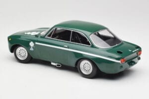 Alfa Romeo GTA 1300 Junior Grün Minichamps 1:18 155120022 Metall – Bild 5 von 6