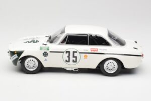 Alfa Romeo GTA 1300 Junior #35 C. Colzani / Pooky / G. Venturi 4 Hours of Jarama 1972 Minichamps 1:18 155721235 Metall – Bild 3 von 6