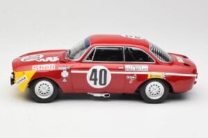 Alfa Romeo GTA 1300 #83 Autodelta C. Facetti / S. Truci 24 Hours of Spa 1972 Minichamps 1:18 155722283 Metall – Bild 3 von 6