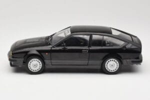 Alfa Romeo GTV6 Schwarz Solido 1:18 S1802302 Metall – Bild 4 von 8
