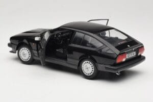 Alfa Romeo GTV6 Schwarz Solido 1:18 S1802302 Metall – Bild 5 von 8